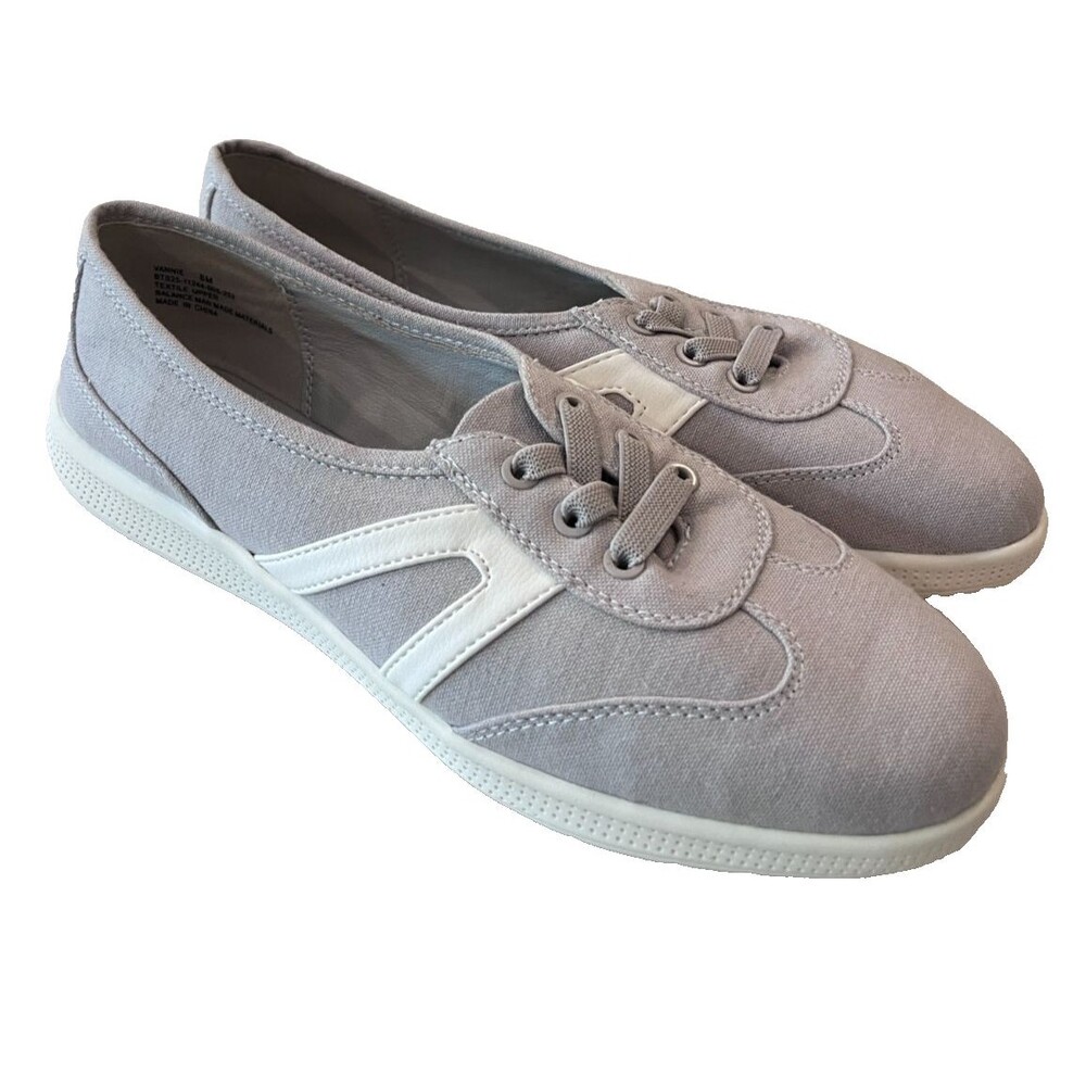 Baretraps VANNIE Women's NEW Casuals Lt Steel Gray White Sneaker Size 8 Shoes